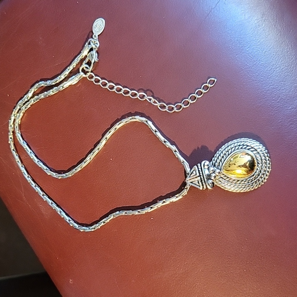 Gold and Silver toned Necklace.  16" with 3" extension. - Picture 3 of 7